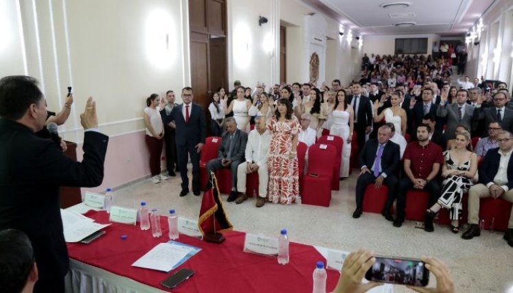 William Villamizar posesionó a su gabinete para el arranque de la administración./Foto cortesía