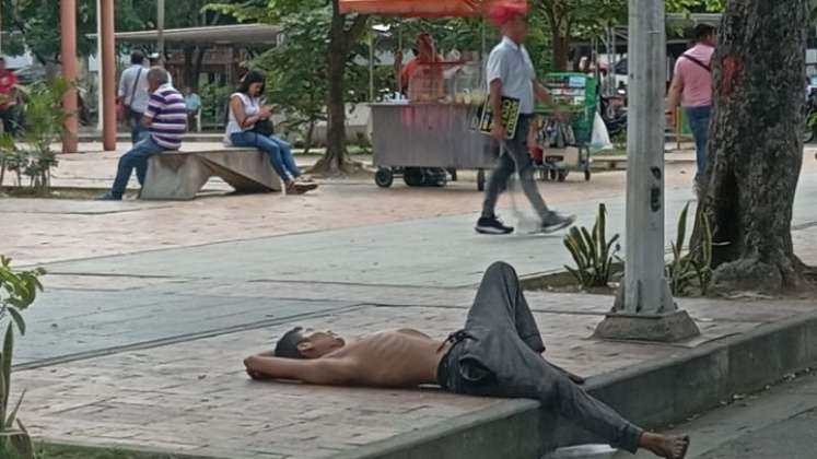 Has más de 1.200 habitantes de la calle durmiendo en parques y andenes/Foto Orlando Carvajal/La Opinión