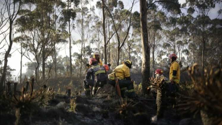 Incendios forestales-Colombia-bomberos
