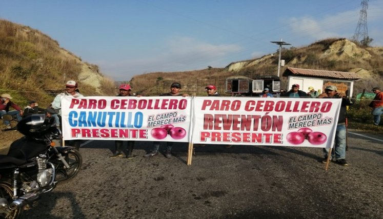 Los cultivadores se cansaron de las evasivas del Gobierno y salieron a las carreteras en señal de protesta./ Fotos Cortesía.