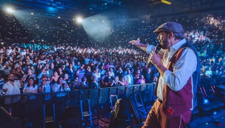 Juan Luis Guerra y Carín León, en el Festival Vallenato