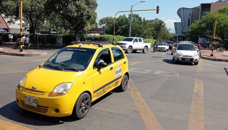 No hay quién controle el tráfico automotor en las vías/Foto Orlando Carvajal/La Opinión