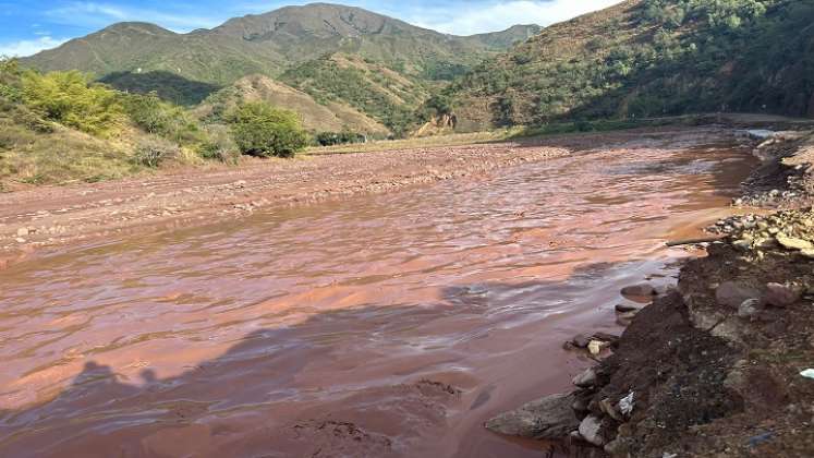 Los primeros aguaceros encendieron las alarmas./Foto La Opinión