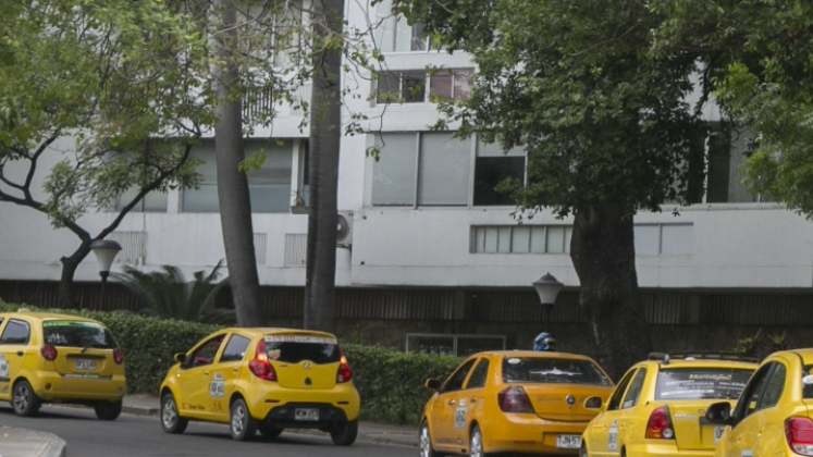 El gremio de la mancha amarilla asegura que la competencia desleal que ejercen los informales los está acabando como empresa. 