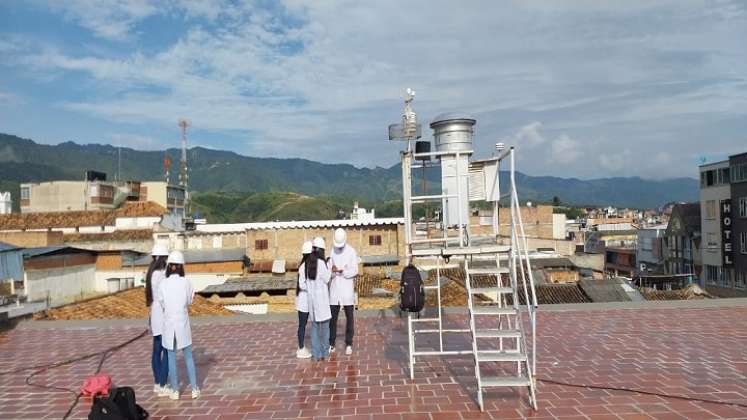  Corponor emprendió las mediciones de la calidad del aire de los ocañeros./Foto: Cortesía