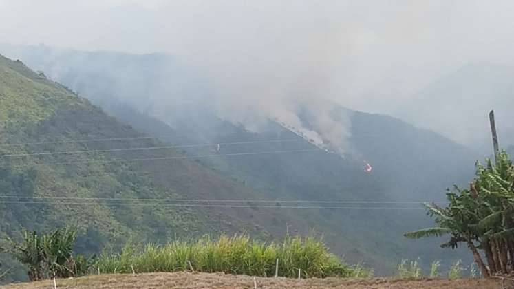 Un incendio forestal arrasó con abundante capa vegetal en zona de frontera entre Ocaña y La Playa de Belén./ Cortesía