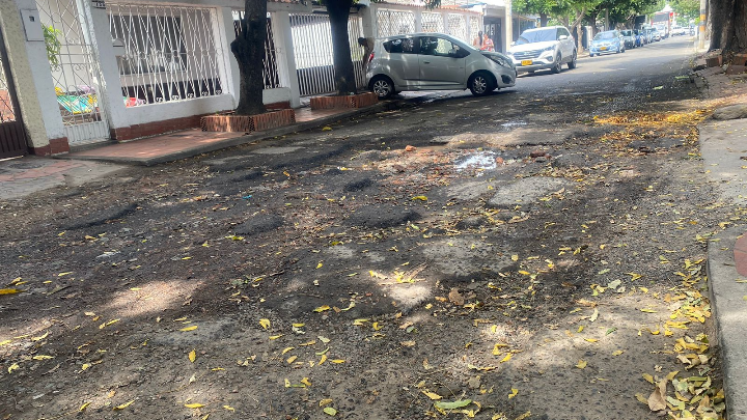 El deterioro que presentan las calles del barrio Colsag y La Riviera es preocupante.