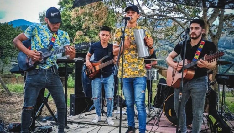 Carranga fiesta band de Labateca debuta en México