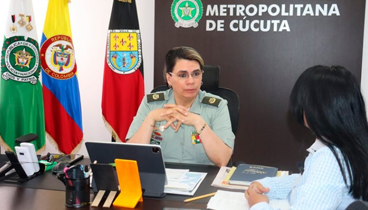 coronel-sandra-mora.