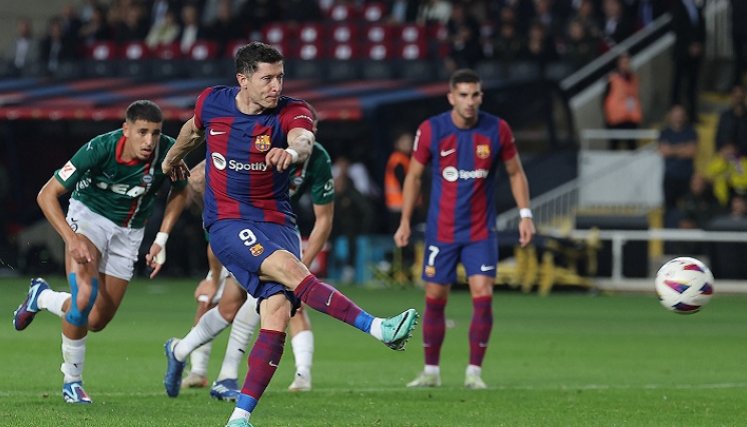 El polaco Robert Lewandowsky delantero del  Barça espera tener un mejor desempeño en el juego de vuelta.