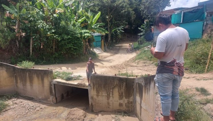 Reclaman arreglos urgentes, pues en los recibos de agua también deben pagar alcantarillado./ Foto: Cortesía / La Opinión