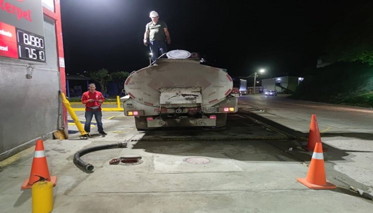 Ministerio de Minas y Energía prorrogó por dos meses el abastecimiento de combustibles desde las plantas de Santander./ Foto Cortesía