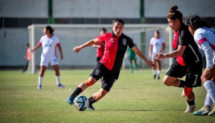 Johana Parada se inició en el microfútbol.