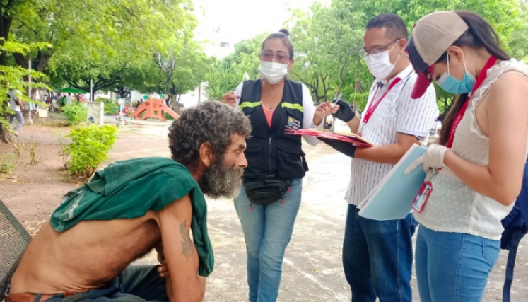Motivan a habitantes de calle a resocializarse.