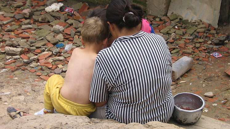 En la región, 261.626 familias de 514.000 se perciben pobres. Además, el 31,8% cree que la situación económica empeoró./ Foto Archivo