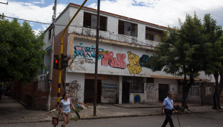 l inmueble ha sido vandalizado y desvalijado por completo.