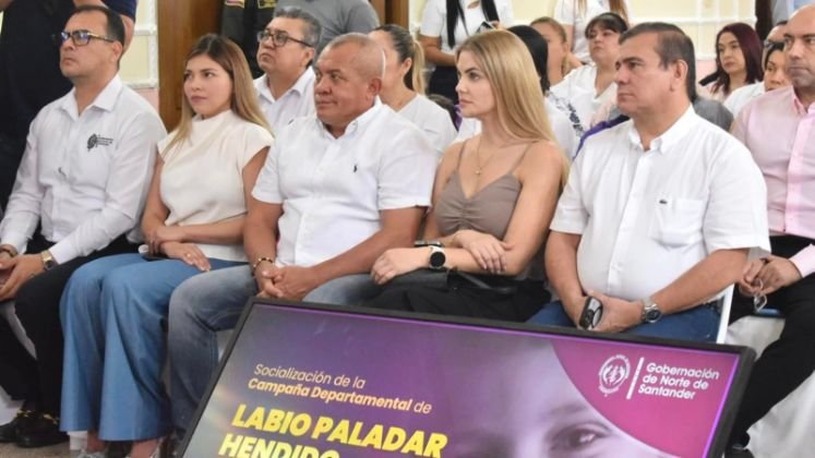 La diputada ISA Torrado hace presencia en un evento social para la niñez./ Foto cortesía 