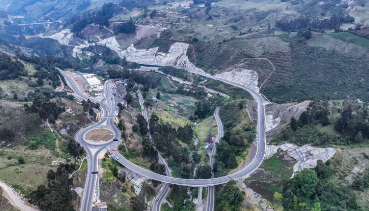 Terminan obra luego de seis años. 