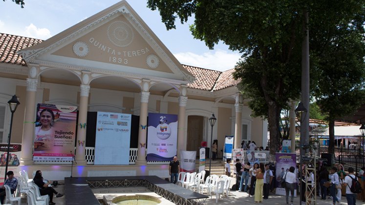 Feria de emprendimientos 'Tejiendo Sueños' en el Centro Cultural Quinta Teresa