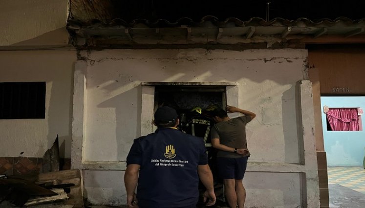 Un incendio estructural prende las alarmas sobre las conexiones eléctricas en Ocaña. /Foto: Cortesía