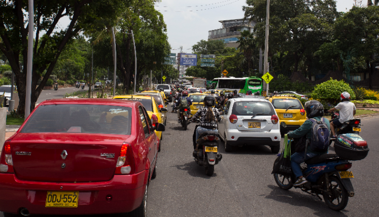 CAOS DE MOVILIDAD