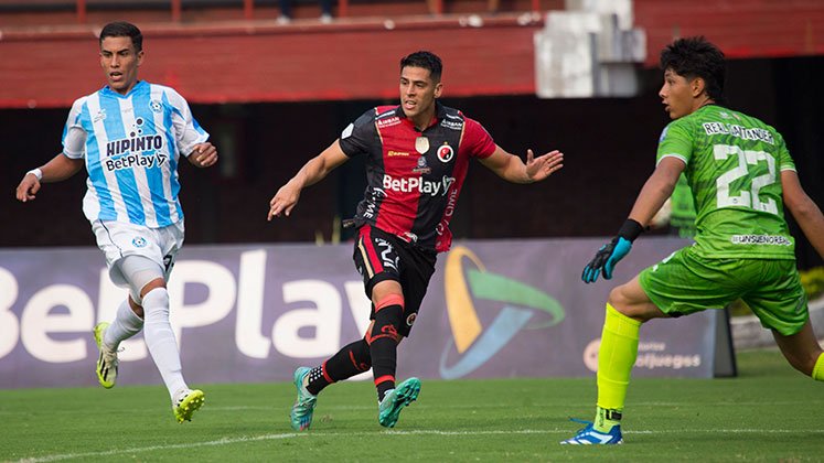 Mauricio Duarte, lateral izquierdo del Cúcuta Deportivo 2024. 