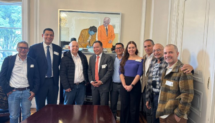 El gobernador William Villamizar y una delegación de Norte de Santander se reunieron en Bogotá con Otty Patiño./Foto cortesía