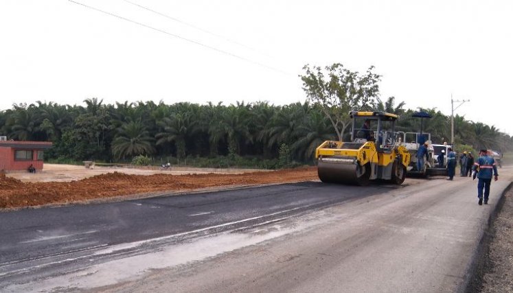 En el sector de Campo Dos, la meta es terminar de pavimentar los 4 kilómetros de vía./ Foto: Cortesía / La Opinión 