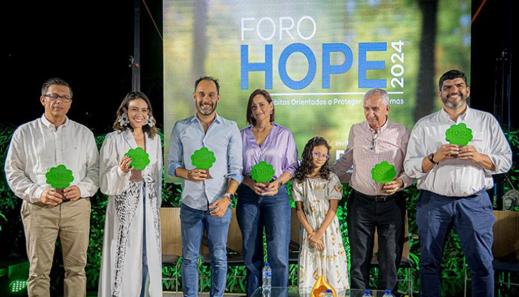 Diego Montes, Andrea Yáñez, José Miguel González, Silvia Reyes, Carlos Ibarra y Humberto Posada./ Foto Cortesía