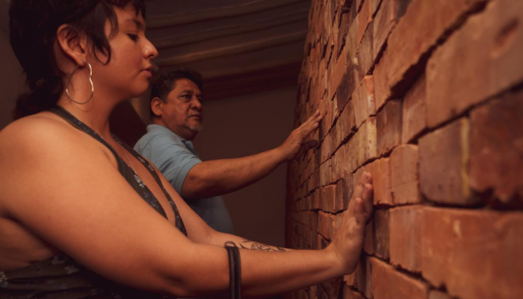 La exposición busca convertirse en un lugar de reflexión.