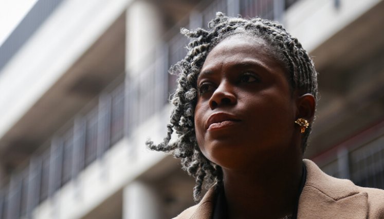 La ministra de Educación, Aurora Vergara, manifestó que no retirará el proyecto de ley estatutaria de la educación. 