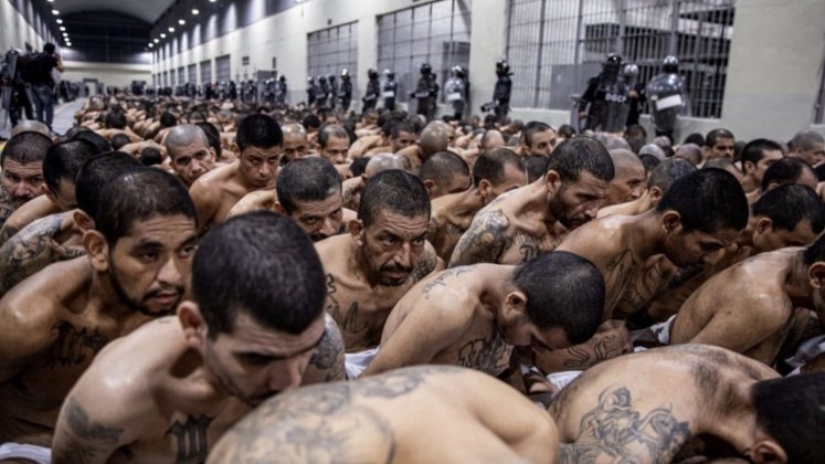 Pandilleros en El Salvador.