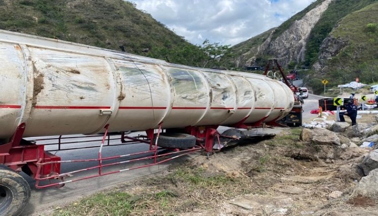 Propietarios de estaciones de combustibles no dan el brazo a torcer y mantienen la posición inicial./ Foto: Cortesía