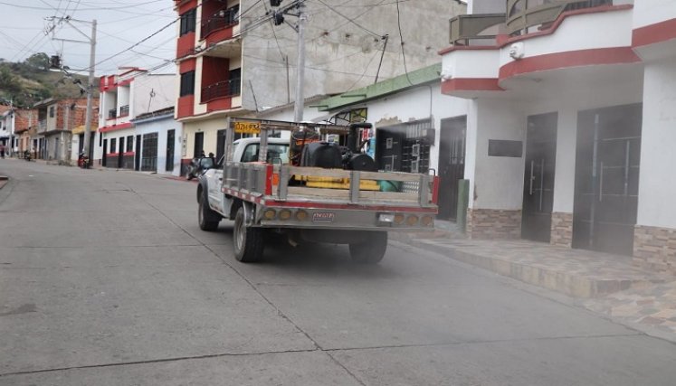 La eliminación de inservibles y la fumigación hacen parte de las actividades./ Foto cortesía