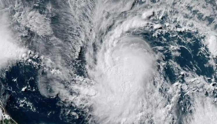 Beryl, el primer huracán de la temporada atlántica de 2024, se fortaleció hasta convertirse en una tormenta “muy peligrosa” de categoría 3 