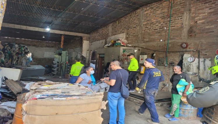 Comerciantes de la ciudad solicitan redadas en las recicladoras para detectar elementos hurtados./ Foto: Javier Sarabia/La Opinión