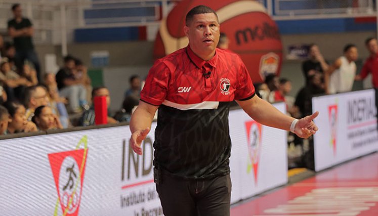Richard Ortega, técnico de Motilones del Norte 2024. 