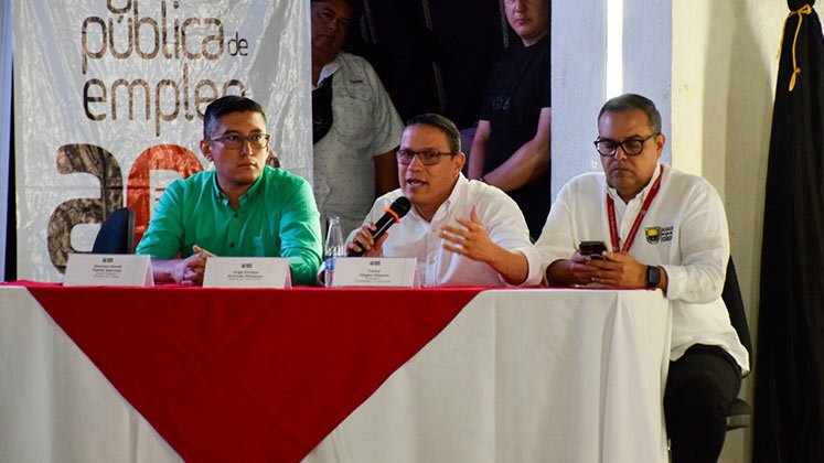 Dierman Patiño, de Mintrabajo, el alcalde Jorge Acevedo y Carlos Vargas./ Foto Cortesía