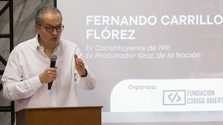 Si quieren violar la Constitución que lo digan de frente, como con la reelección: exprocurador Fernando Carrillo