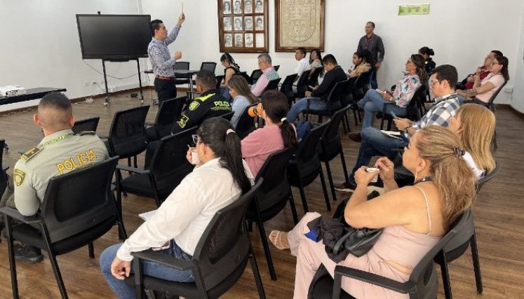 La Alcaldía y USAID trabajan en la ruta de atención de las víctimas de trata de personas./Foto cortesía