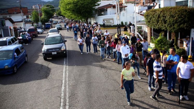 Jornada electoral en Venezuela. / Foto: Carlos Ramírez / La Opinión 