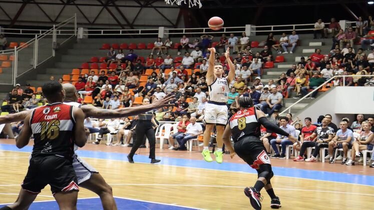 Motilones del Norte vs. Titanes de Barranquilla