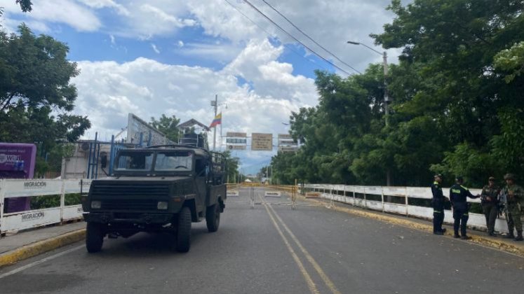 En el puente internacional Francisco de Paula Santander se alcanzaba a divisar parte de la zona donde los guardias venezolanos custodiaban la zona para que nadie pudiese pasar.