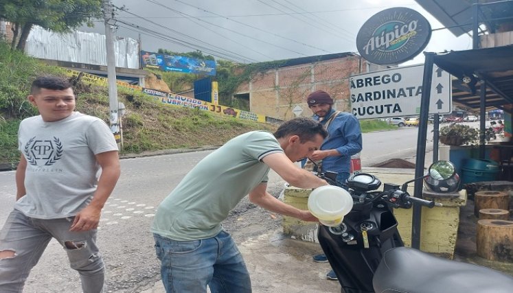 Los distribuidores minoristas de combustibles dan una tregua, mientras se conjura la crisis en la provincia de Ocaña y zona del Catatumbo./ Foto: Archivo/La Opinión
