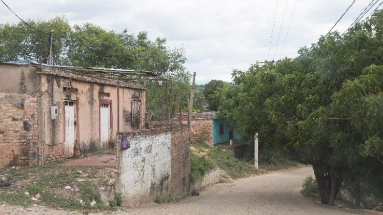 La invasión hace parte de la Comuna 8. 