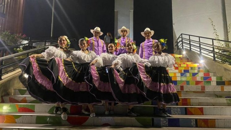 El grupo de danza Corporación Cultural Folclor y Pasión ha ganado premios a nivel nacional./ Foto: Nicolás Mojica.