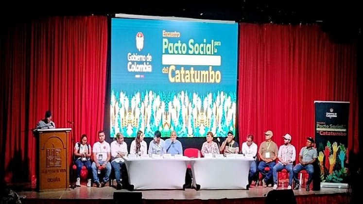 pacto-social