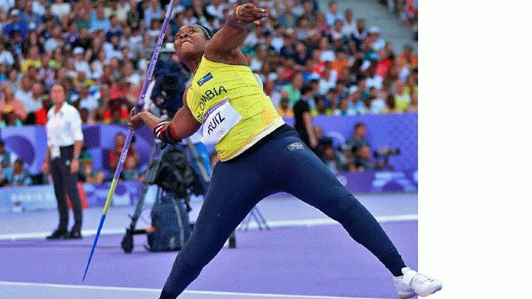 Flor Denis Ruiz, deportista en Jabalina