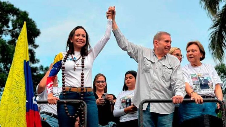 María Corina Machado propone un plan de transición democrática con garantías, salvoconductos e incentivos para Nicolás Maduro.