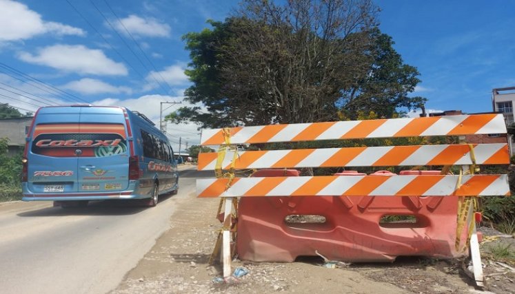 Los trabajos del muro de contención en el sector El Ramal no se ha construido debido a exigencias de una familia./ Foto: Javier Sarabia/La Opinión